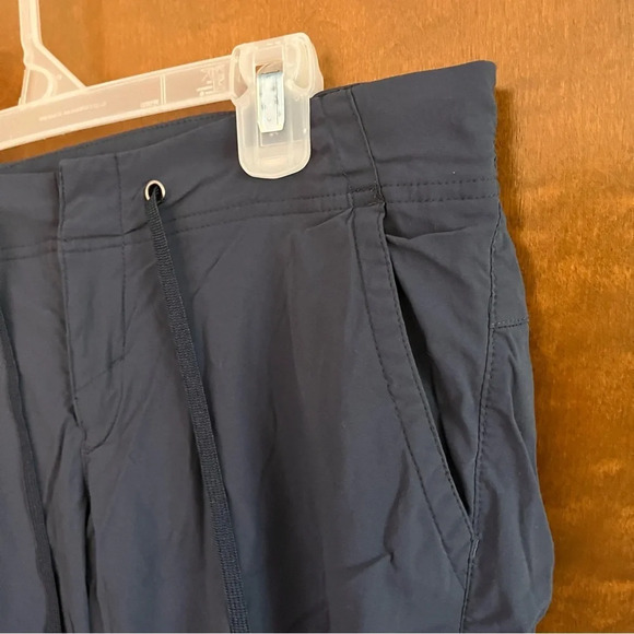 Columbia Navy Blue Hiking Pants Size 10 - Picture 4 of 5
